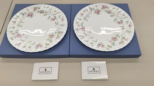 Wedgwood rose hip - set, of
