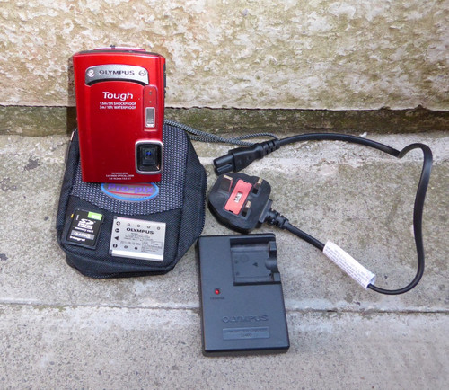 Olympus 310 tough - tough, 14.0mp
