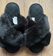 Muk Luks ladies Criss Cross black slippers size uk 6 NEW