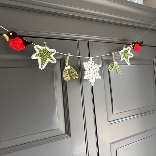Christmas robin snowflake - christmas, robin,