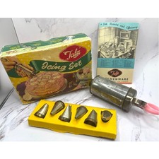 Vintage 1950s Tala Icing Set