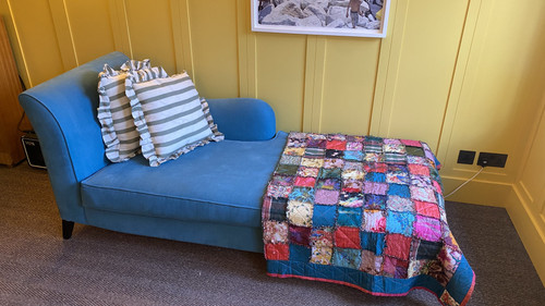 Handmade chaise day bed - /,