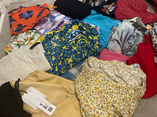 Women item clothing job - women’s, 20