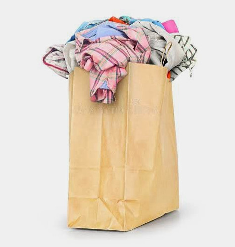 Items girls cloths - 40, of