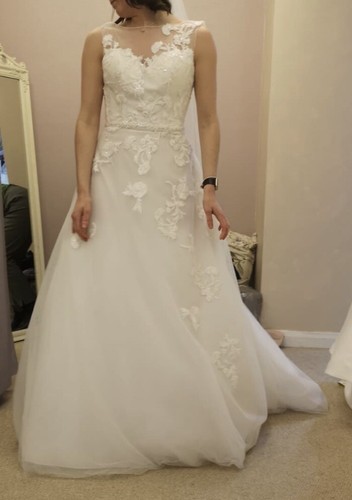 Wedding dress size 10 or - size,