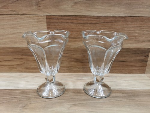 Vintage pressed glass - 2,