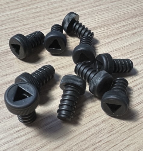 Meccano junior bolt 18mm - meccano,