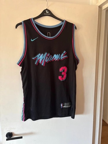 Dwayne wade miami heat - miami, city