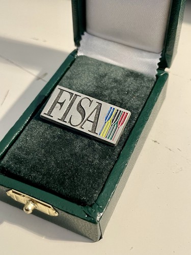 Pin brooch fisa world - world, rowing