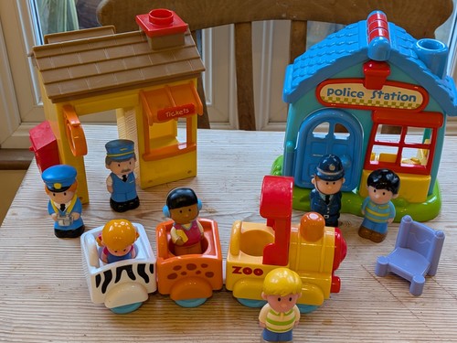 Happyland police station post - happyland,