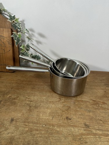 Set cuisinox saucepans - of,