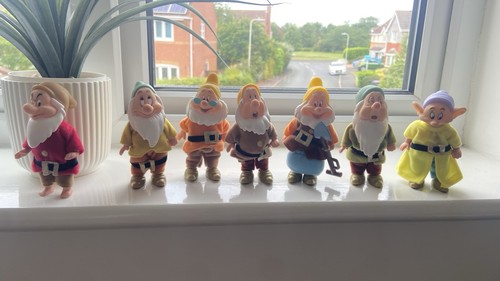 Vintage disney dwarfs - disney, 7