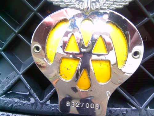 Car badge emblem 8e27008 - badge,