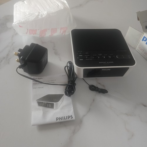 New philips aj3115 radio - new, fm