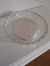 CIRCULAR GLASS ASHTRAY--14 CM