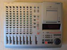Yamaha MD8(S) Mini Disc Multitrack Digital Recorder