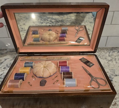 Vtg wooden musical sewing - musical,
