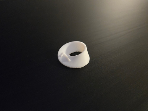 Die mobius strip tabletop - /,