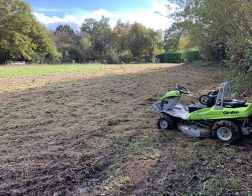 Ride brush cutter hire - ride‑on,