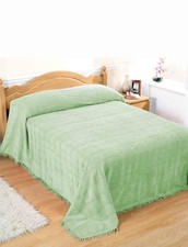 Candlewick Bedspread Diana Cowpe by Diana Cowpe