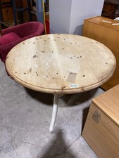 Round Pine Dining Table