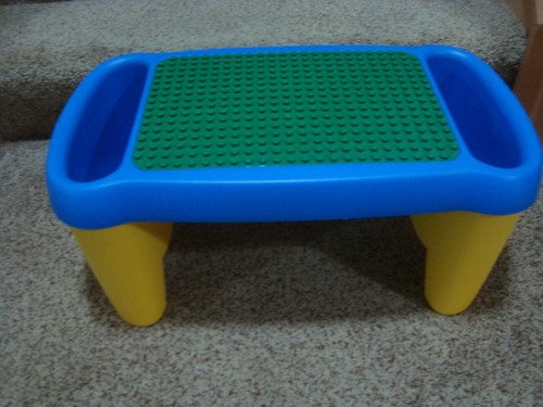 Lego duplo lap - duplo, table