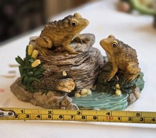 Westland Musical Wind Up Frog At Pond Ornament 5 Inch Plays You Are My Sunshine