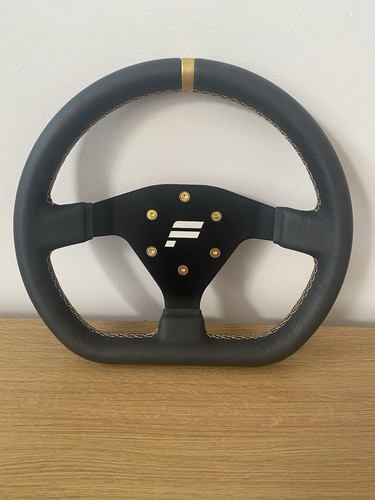 Fanatec podium r300 - fanatec, leather