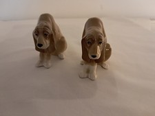 2 Small Szeiler Bloodhounds