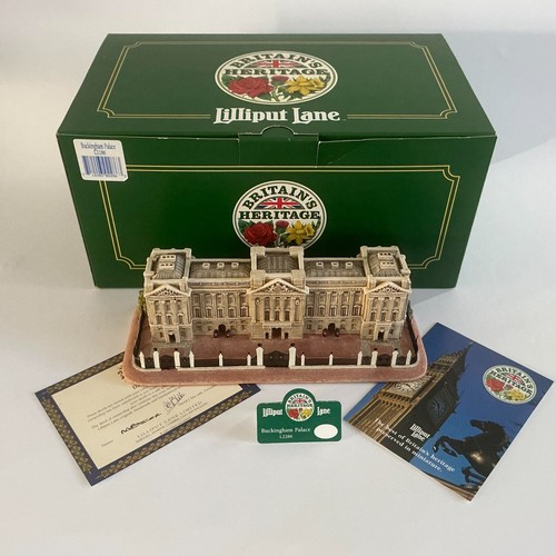Boxed lilliput lane britain - lane, britain's