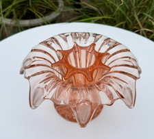 Sowerby iris vase with flower