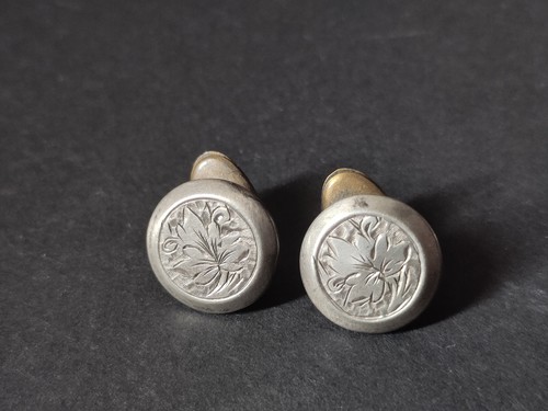 Antique silver front - silver,