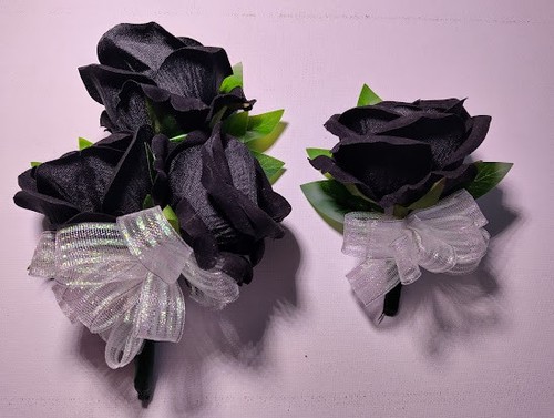 Hand made pin corsage - pin,