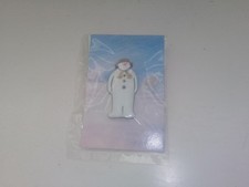 Raymond Briggs 'The Snowman' Vintage Pin Badge 1999