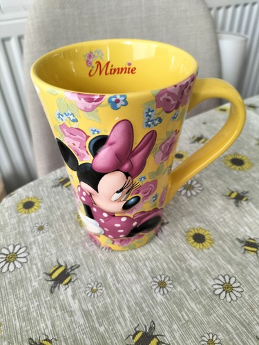 Disney store exclusive - 3d,