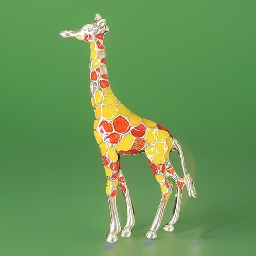 Giraffe brooch quirky modern - brooch,