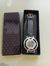 Avon ladies watch, 2Y6KJ7 in box, new battery fitted