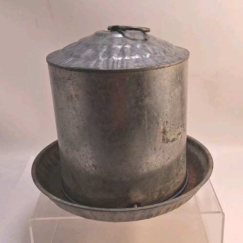 Vtg galvanized metal poultry - vtg,