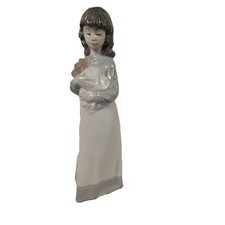 NAO By Lladro Girl holding