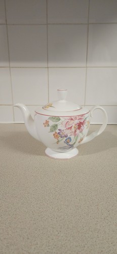 Vintage 1993 royal albert bone - vintage,