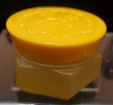 Vintage   Avon Honeysuckle