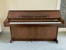 Kimball American Compact Upright Piano in V.G.C., 88 Keys, Walnut Veneer 