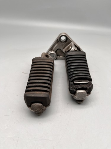 Kawasaki gpz600 footrest - gpz600, r