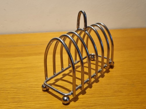 Slice toast rack with - rack, ball