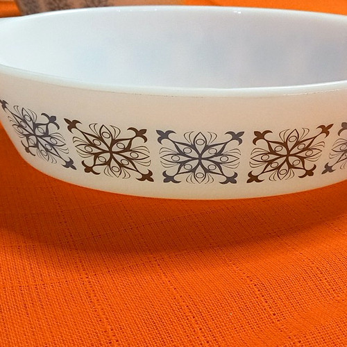 Oval open vintage pyrex - oval,