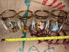Pickwick Papers small Glasses