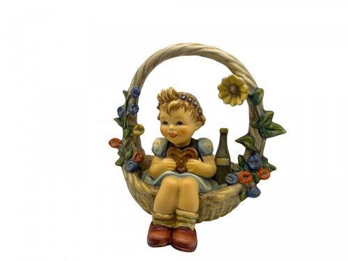 Hummel figurine 618 the gift - figurine,
