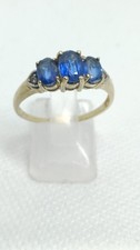  9CT GOLD SAPPHIRE TRILOGY