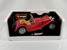 Burago 1/18 Scale Die Cast Model Jaguar SS100 - Red Boxed