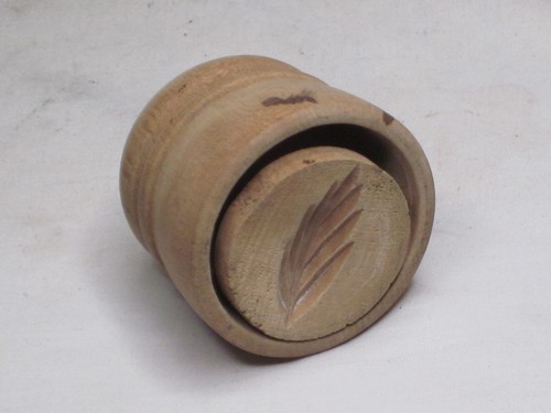 Small vingate antique primitve - small,